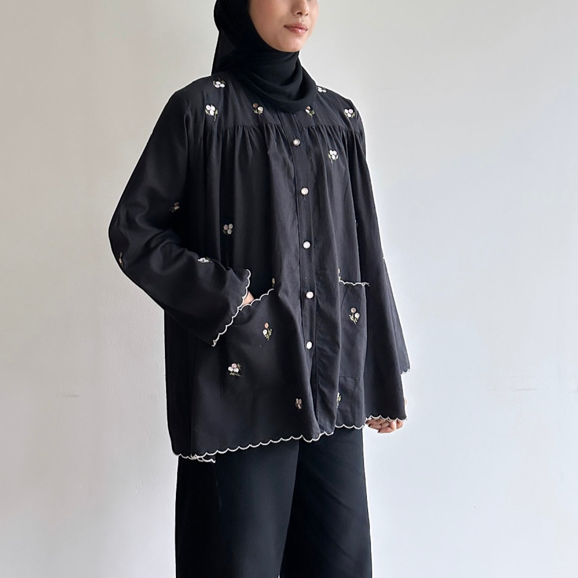 Yuna floral blouse