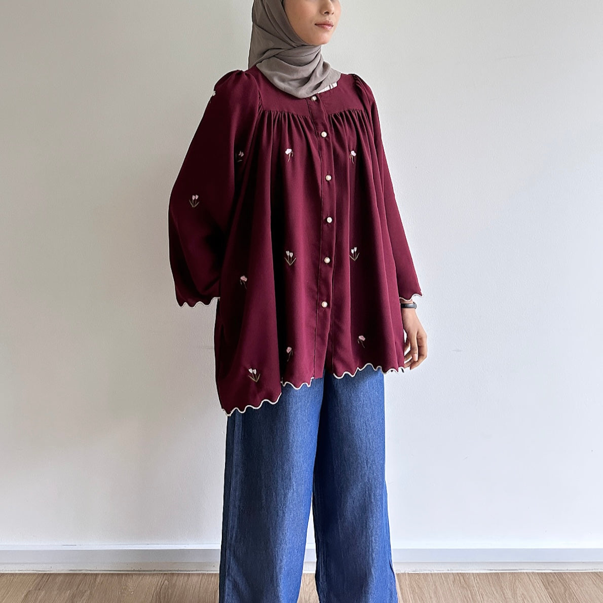 Nia sulam blouse