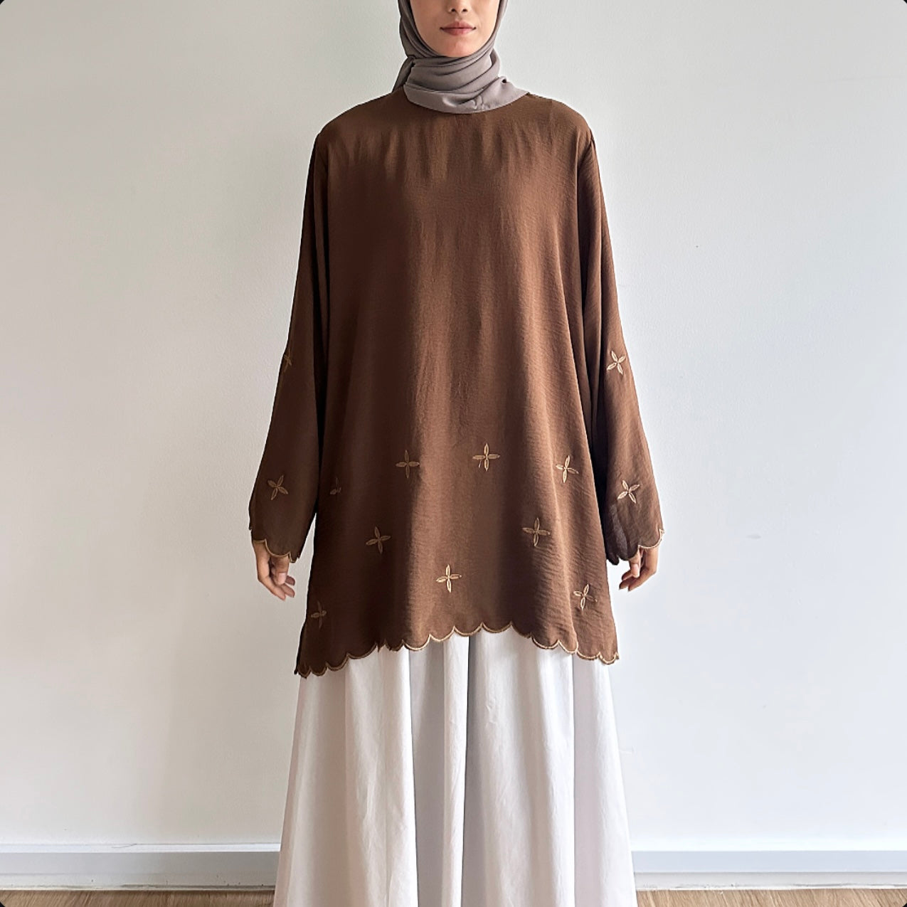Elena sulam tunic