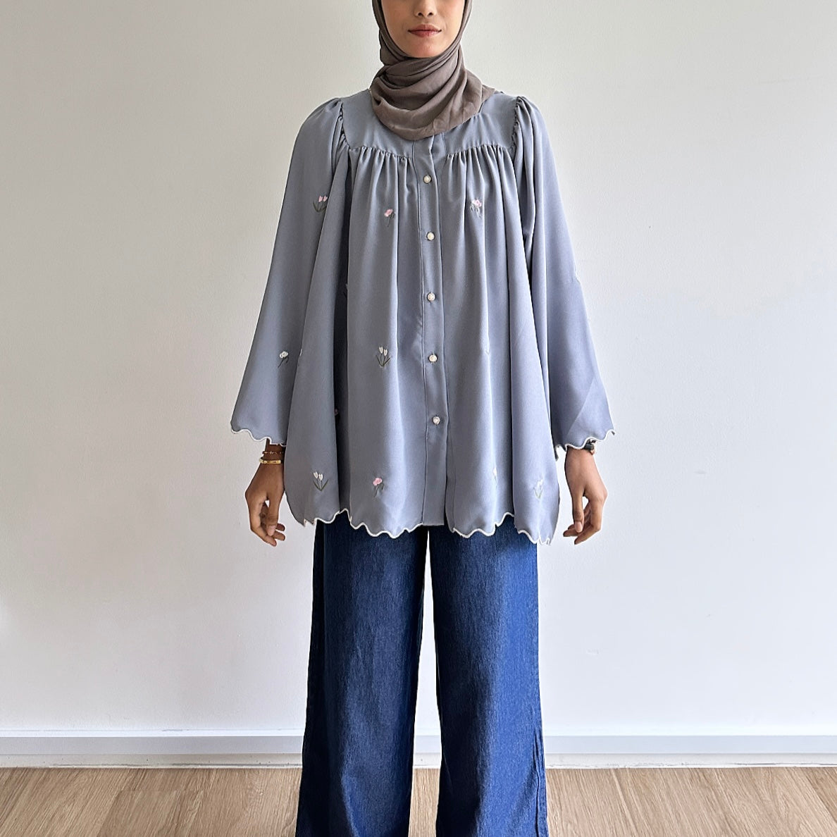 Nia sulam blouse
