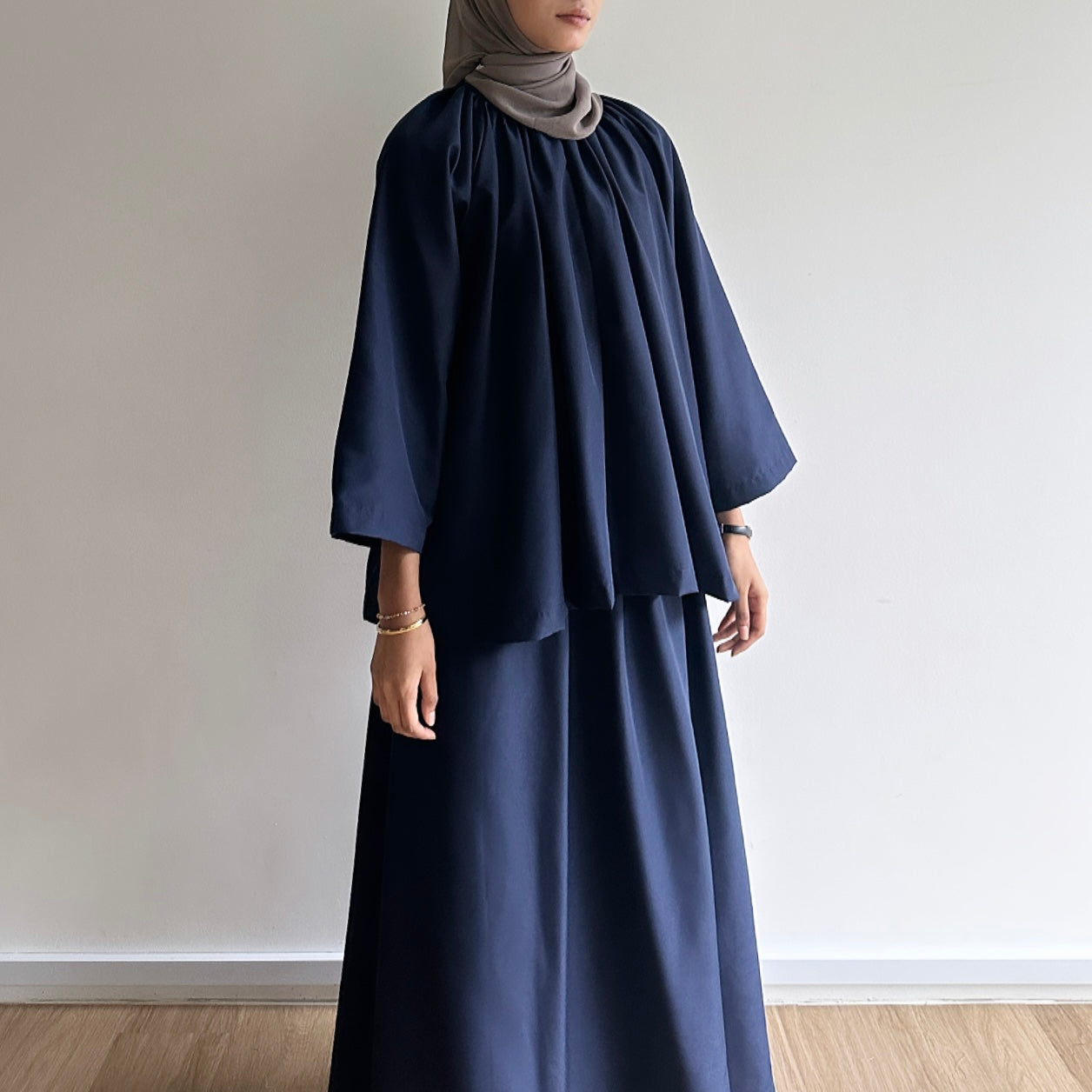 Tania classic skirt set
