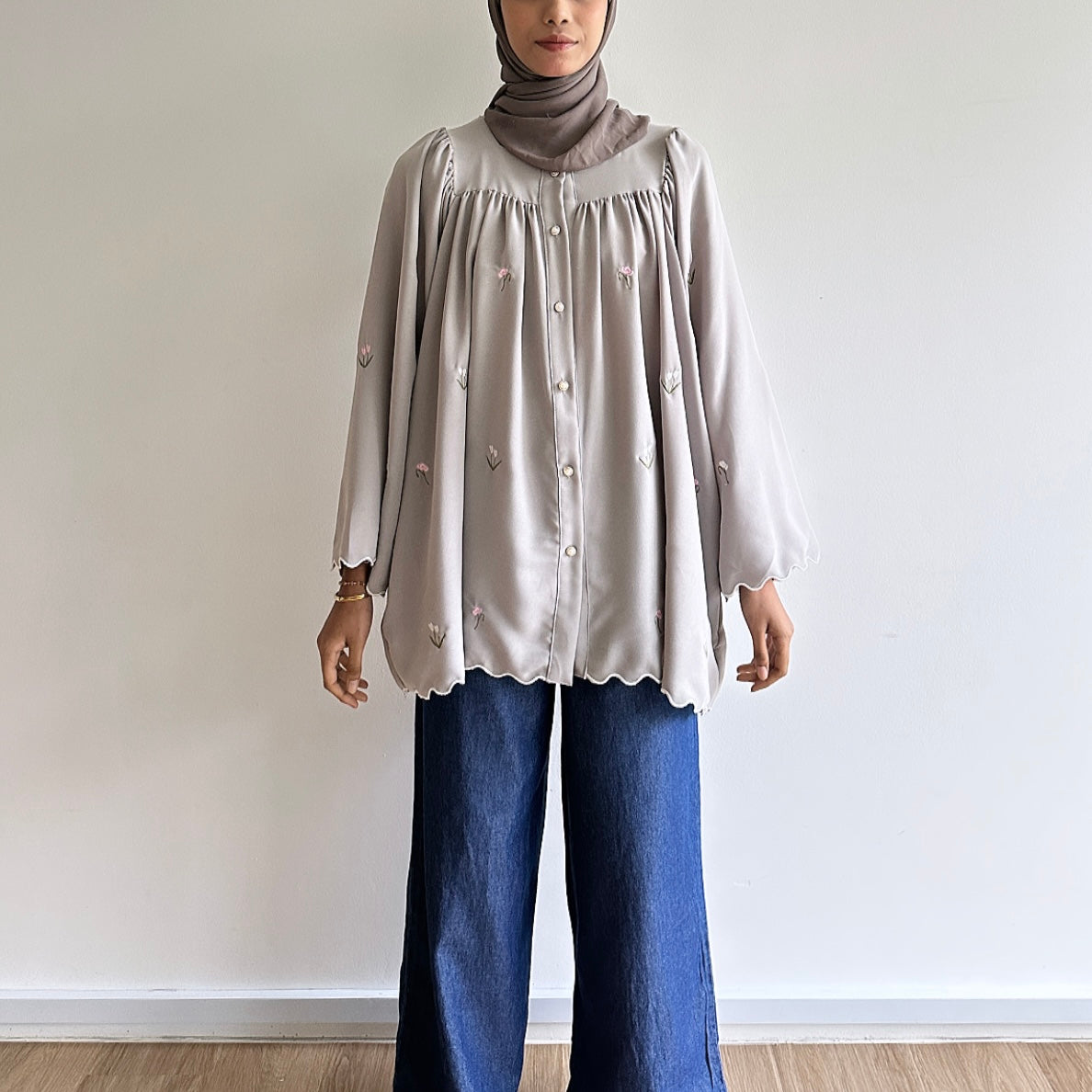 Nia sulam blouse