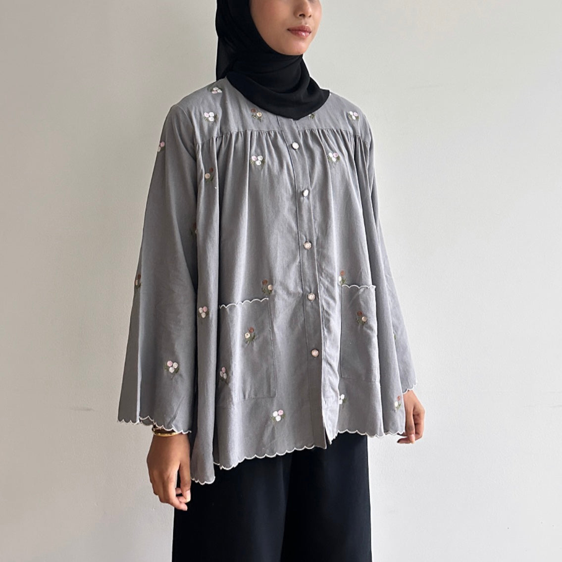 Yuna floral blouse