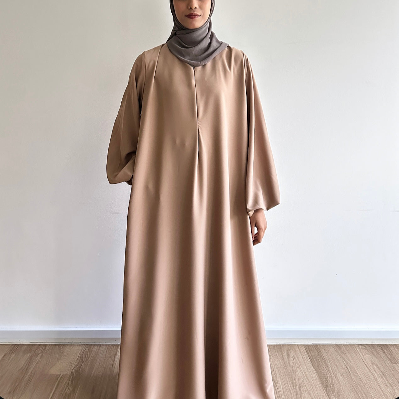 Alia puffy sleeve maxi dress