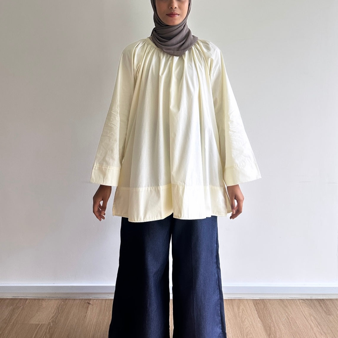 Cara raglan blouse