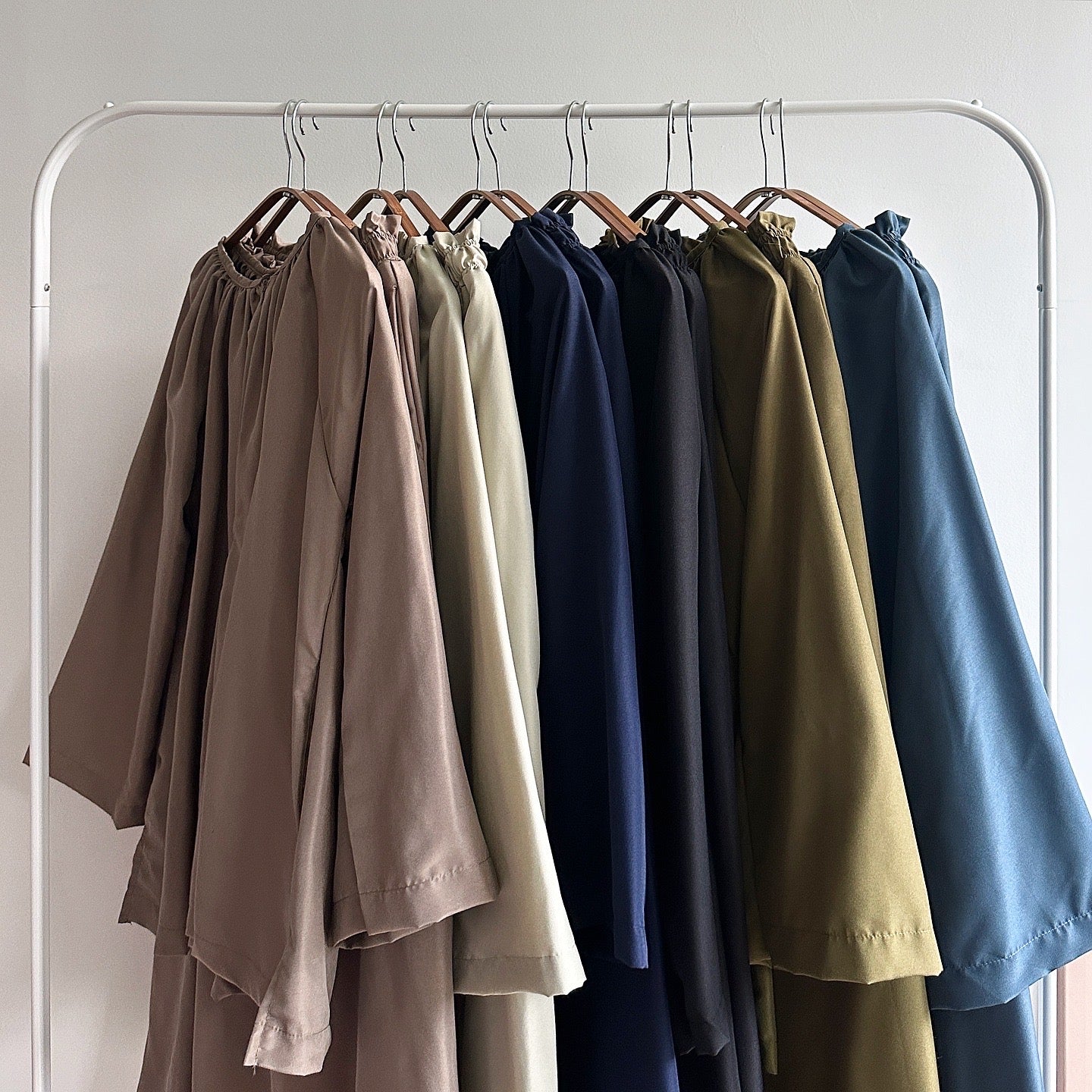 Tania classic skirt set