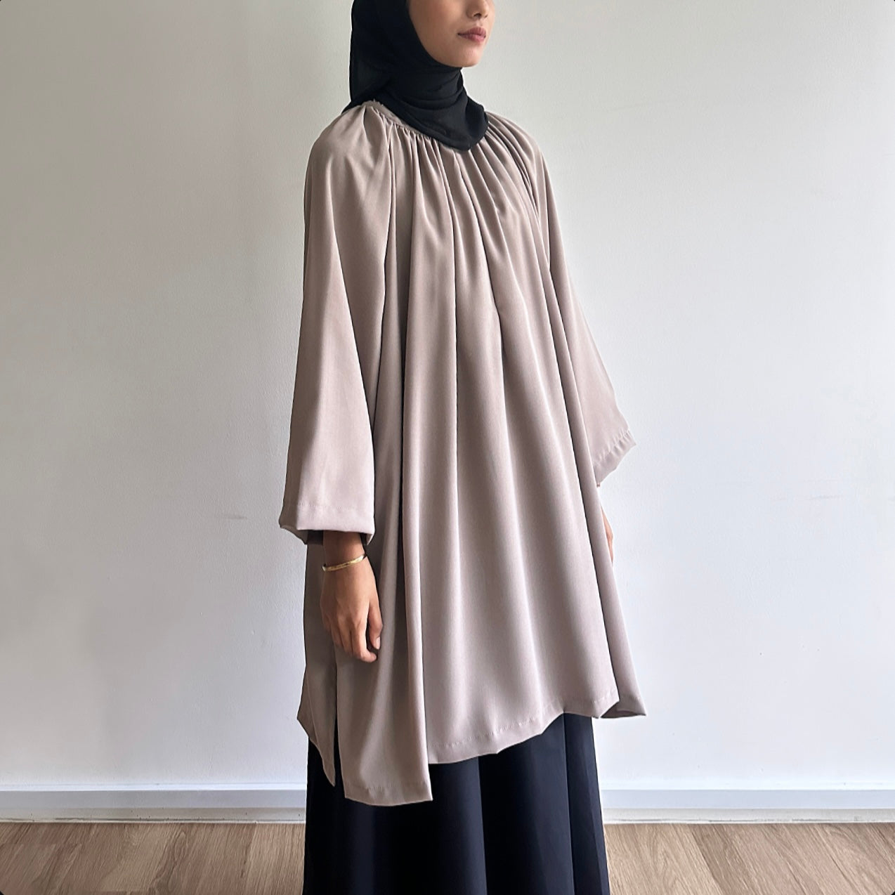 Sofia basic raglan tunic