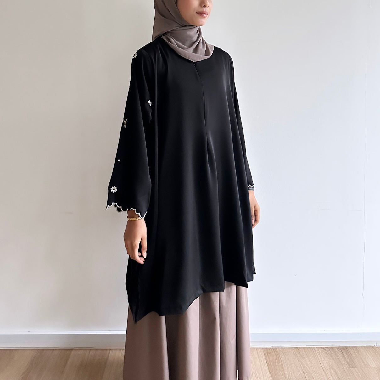 Marla floral sulam tunic