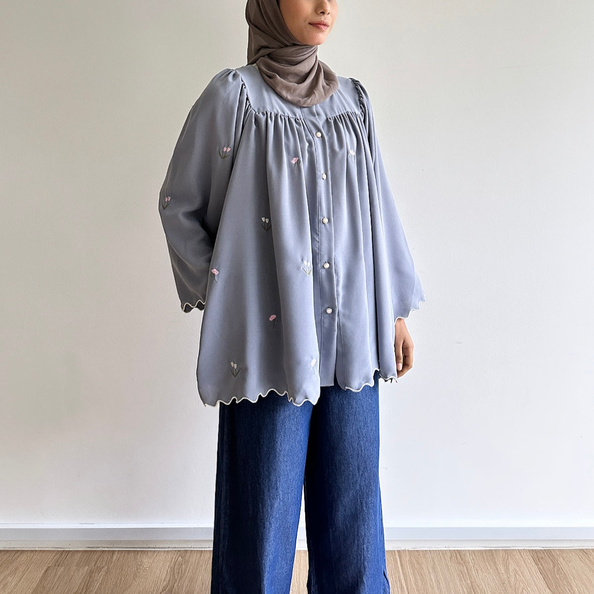 Nia sulam blouse