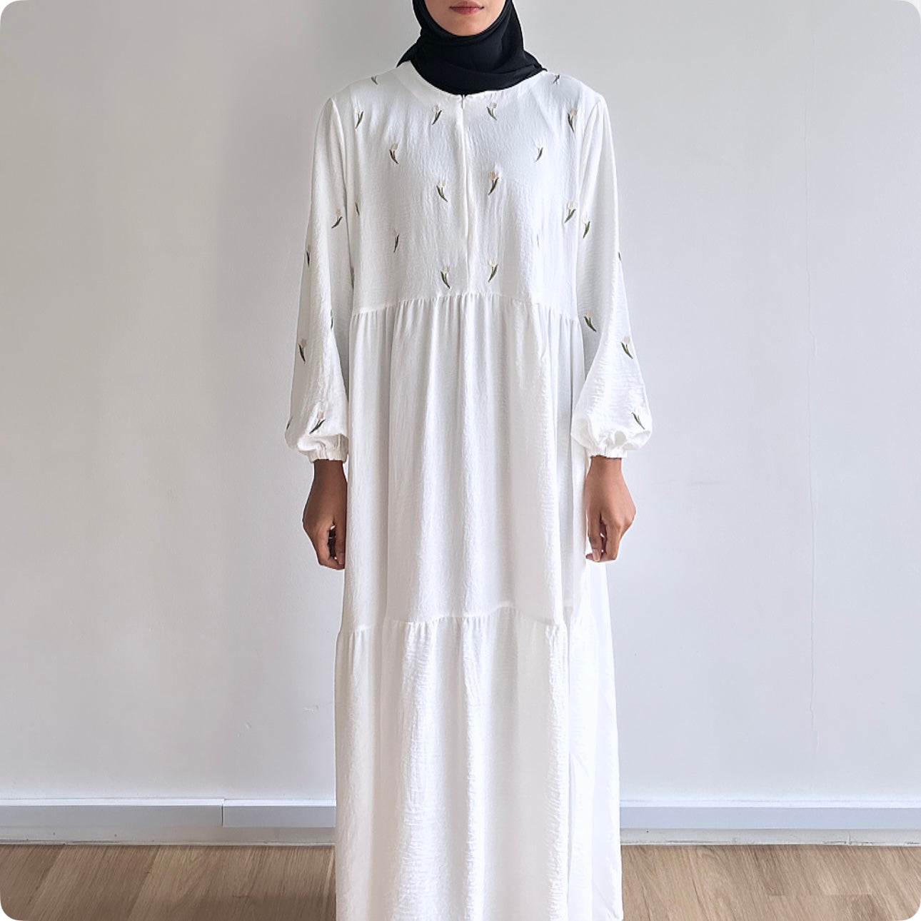 Della embroidered floral dress