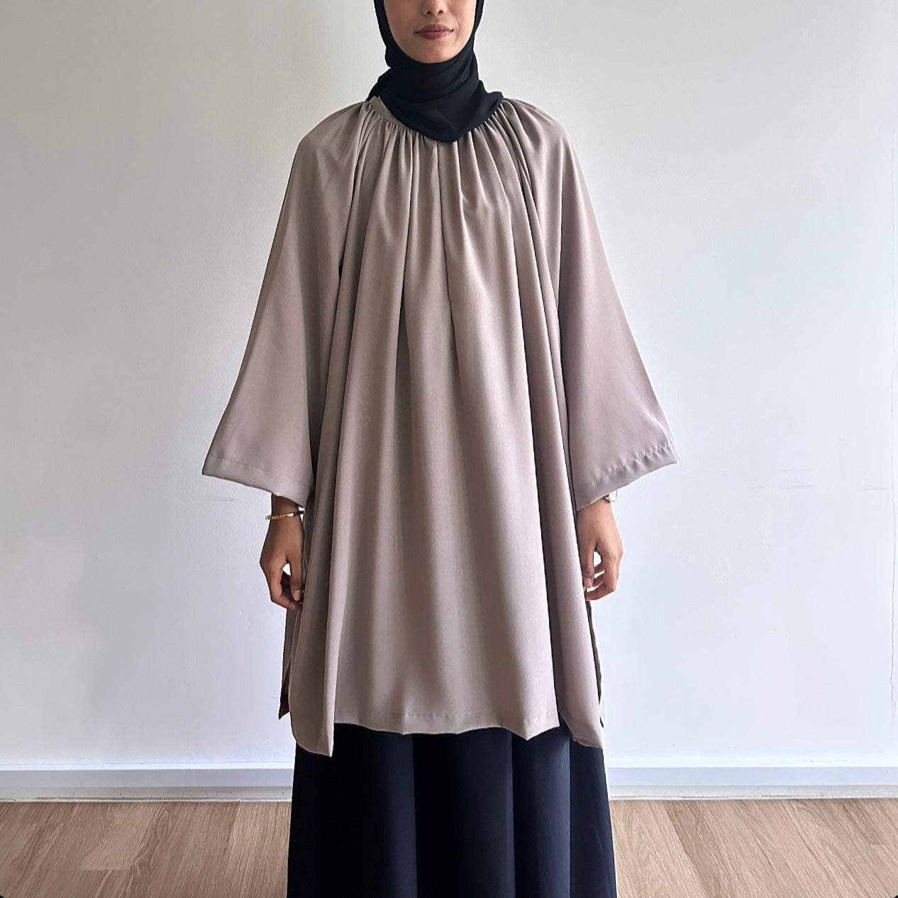 Sofia basic raglan tunic