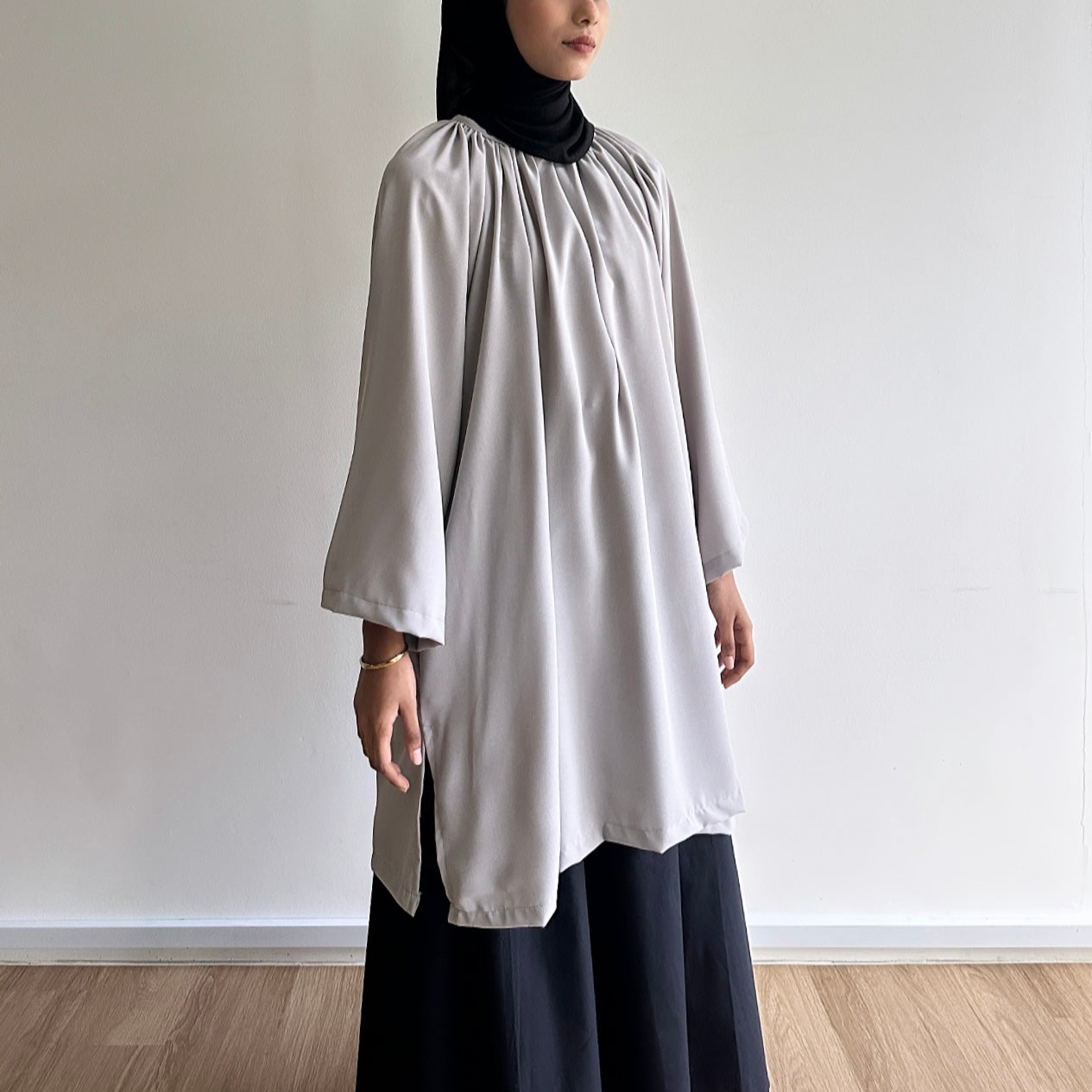 Sofia basic raglan tunic