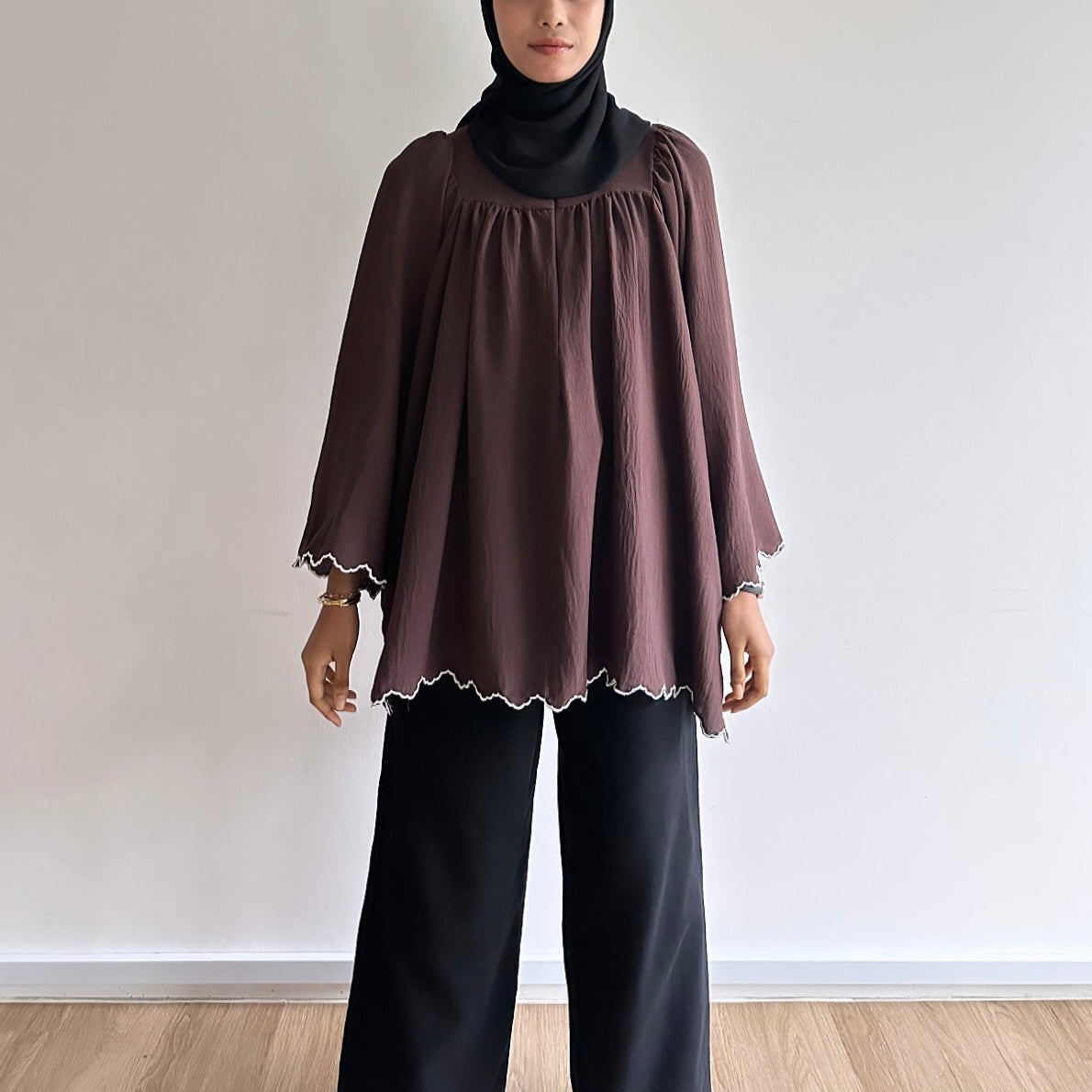 Tia sulam blouse