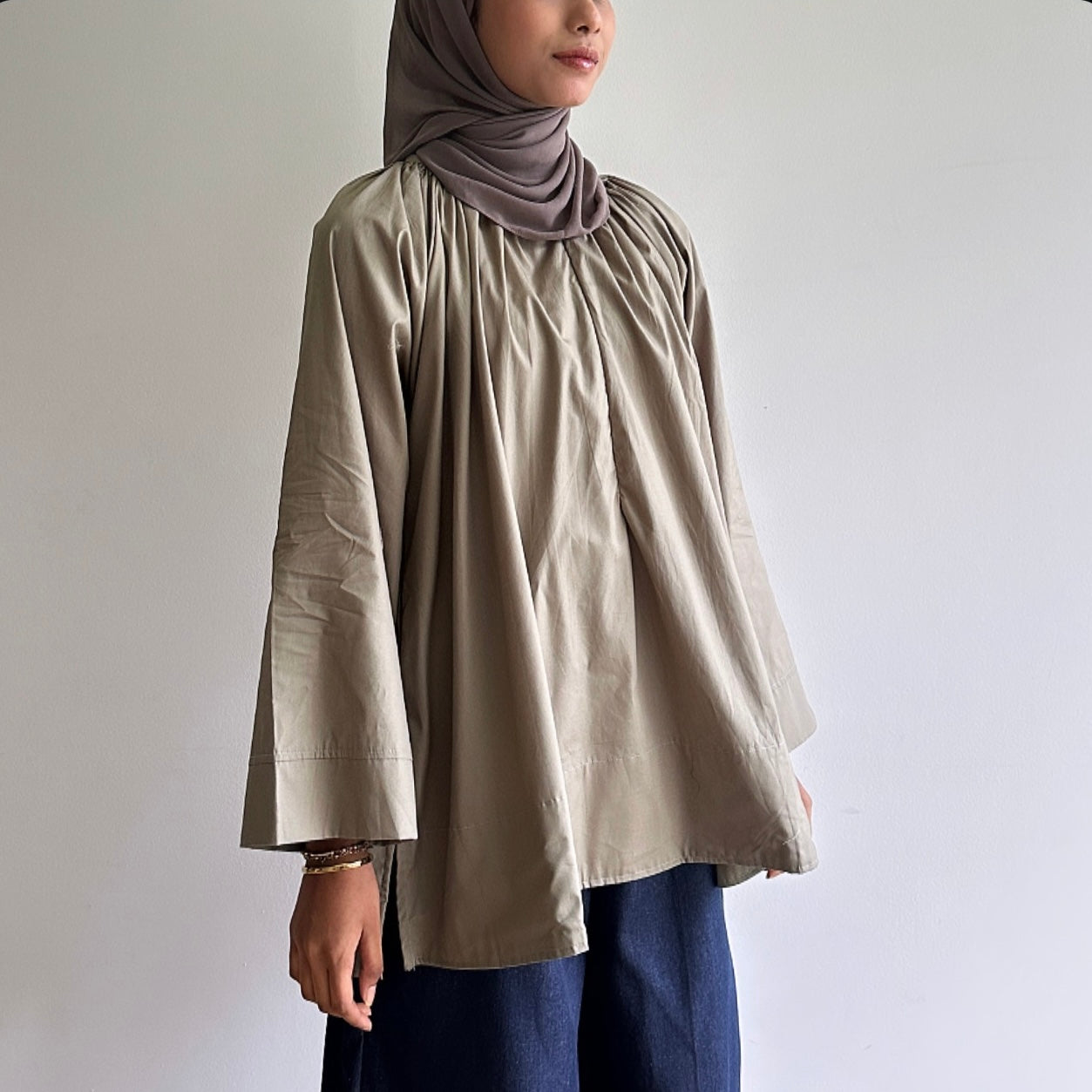 Cara raglan blouse