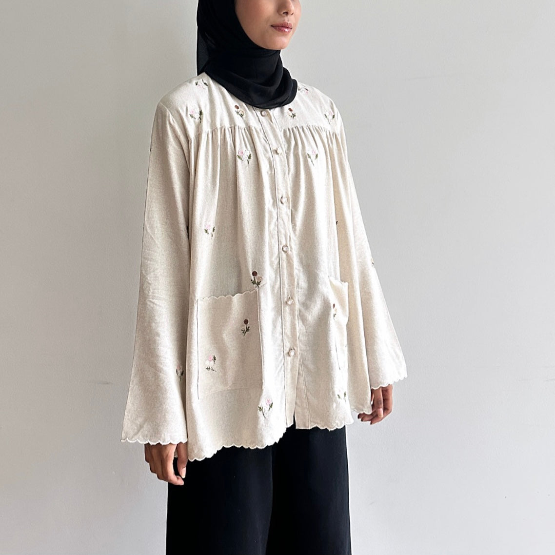 Yuna floral blouse