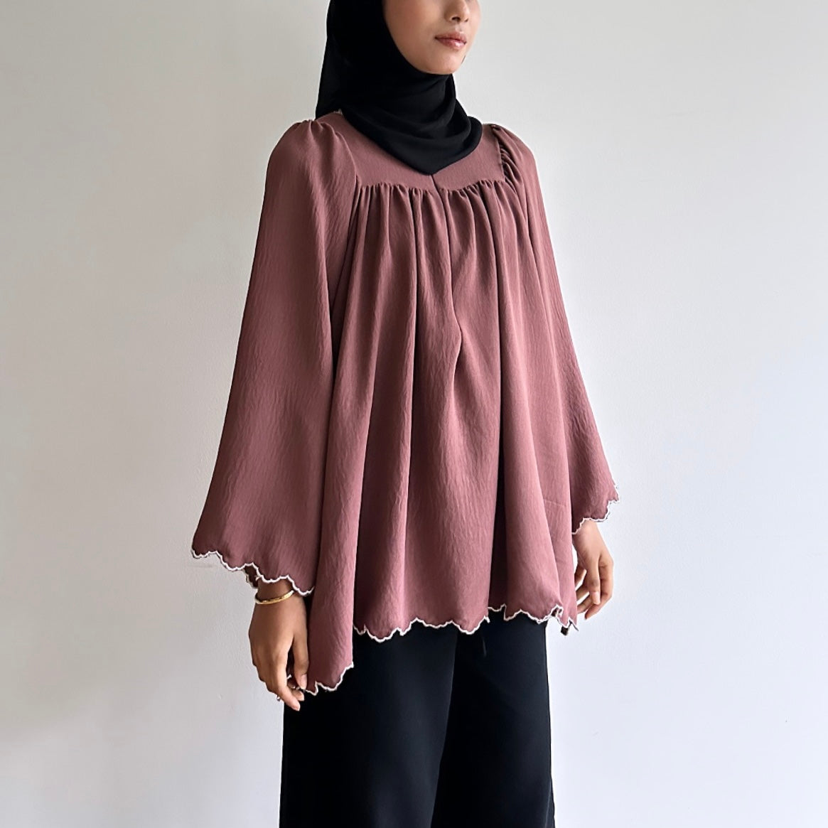 Tia sulam blouse