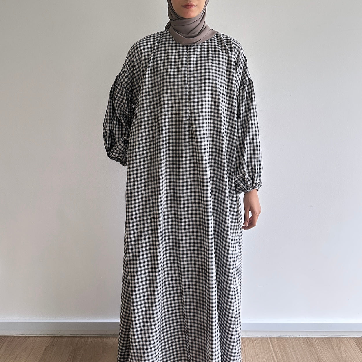 Kayla puffy sleeve dress