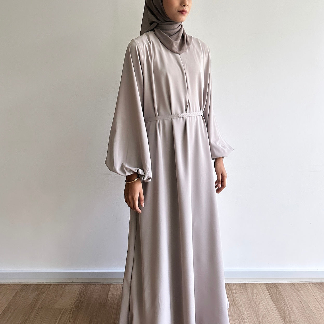 Alia puffy sleeve maxi dress