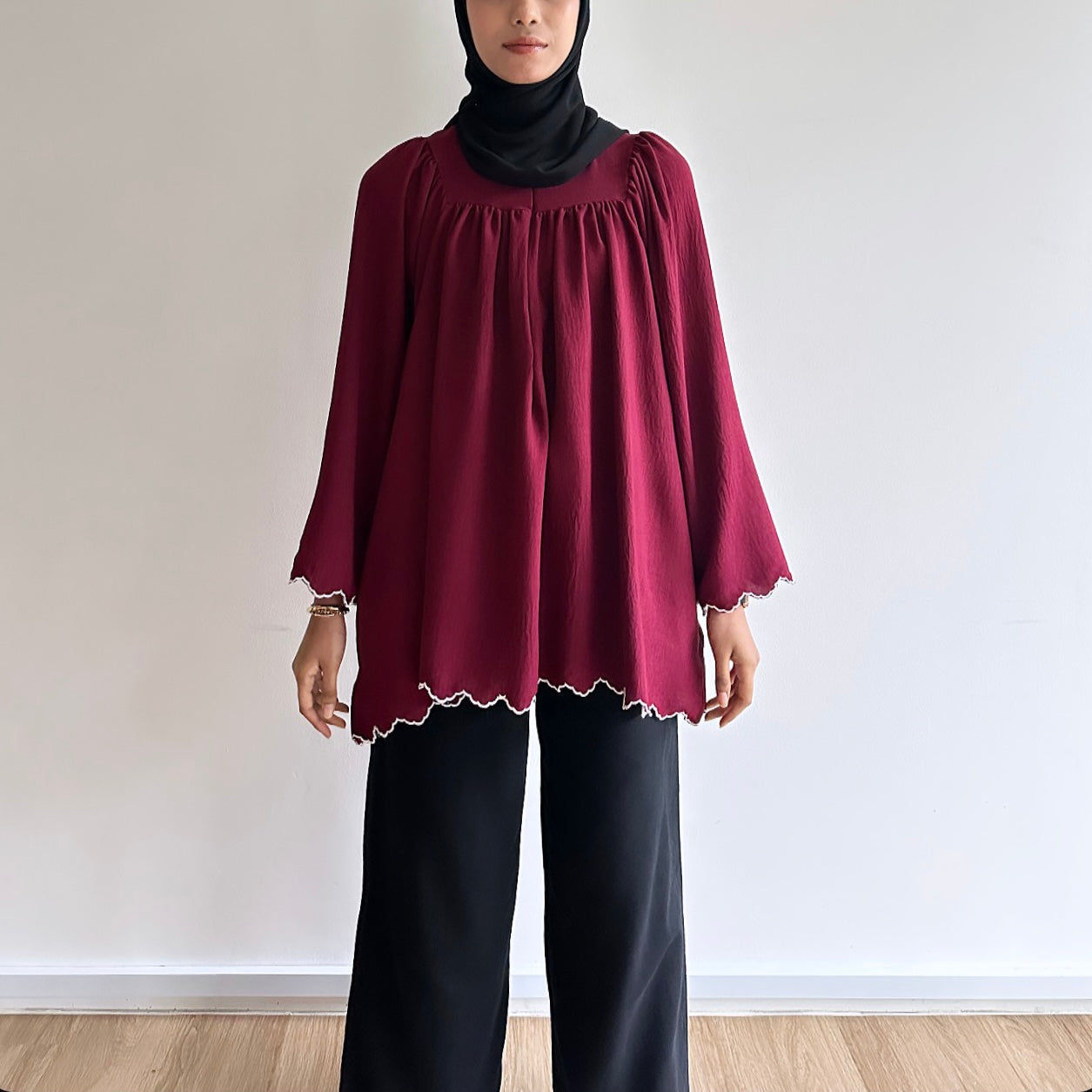 Tia sulam blouse