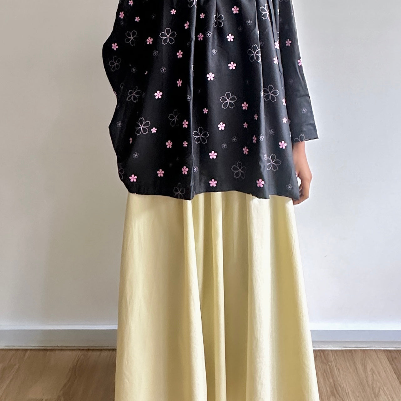 Irish wide skirt