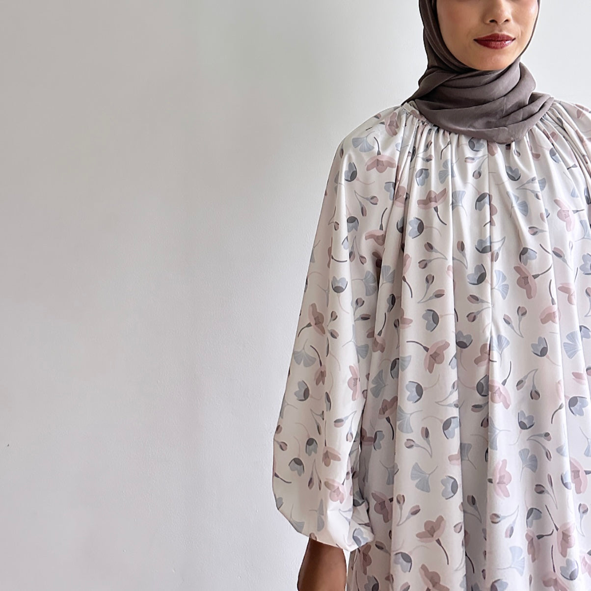 Hannah raglan dress