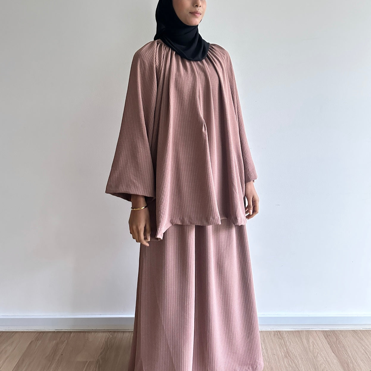 Naia stripe skirt set