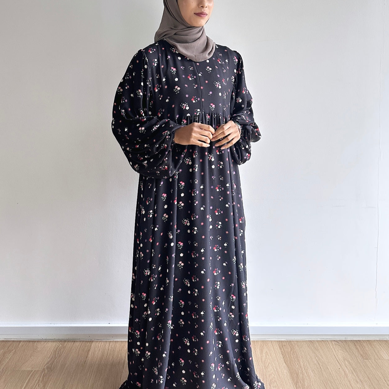 Maia balloon sleeve floral dress