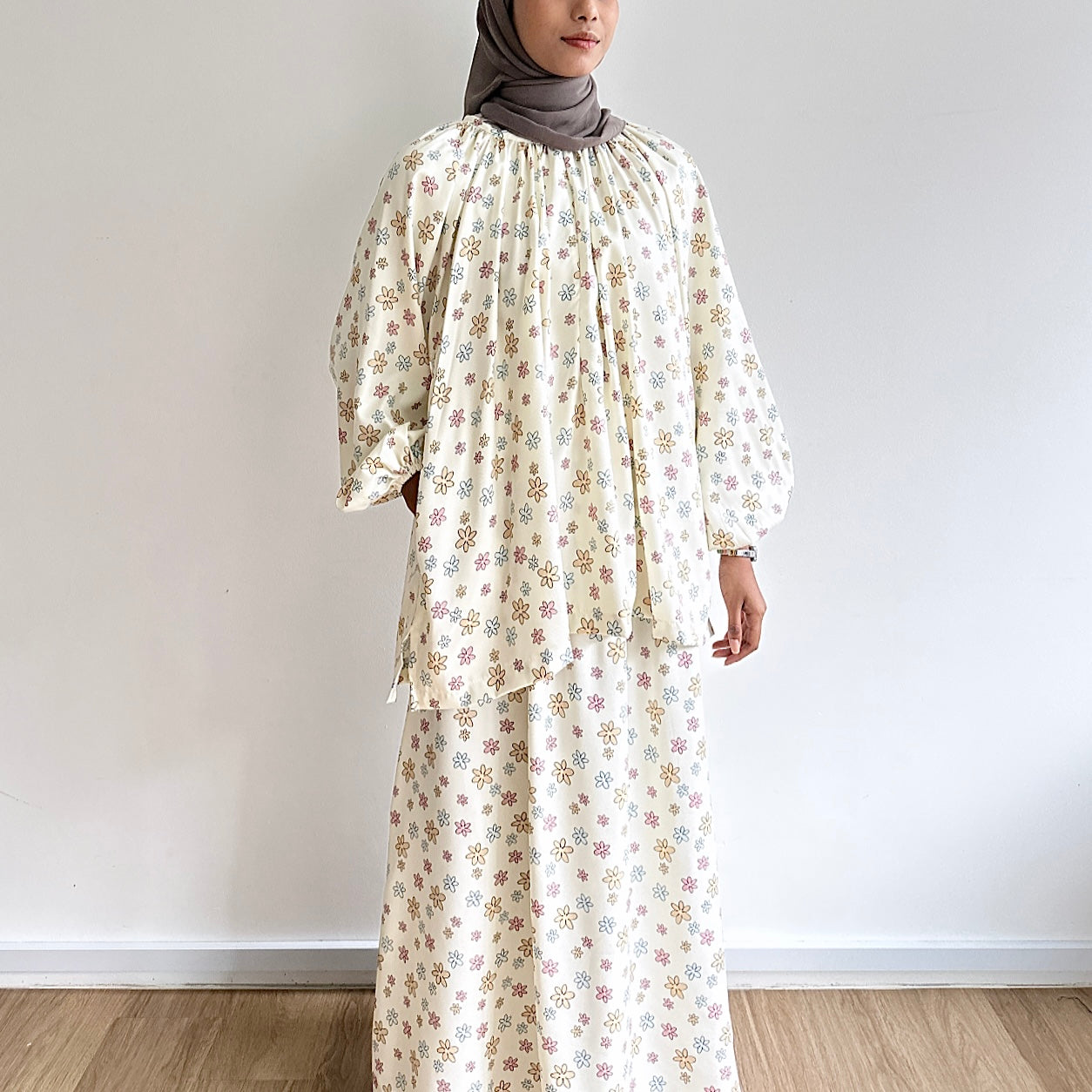 Alicia raglan skirt set