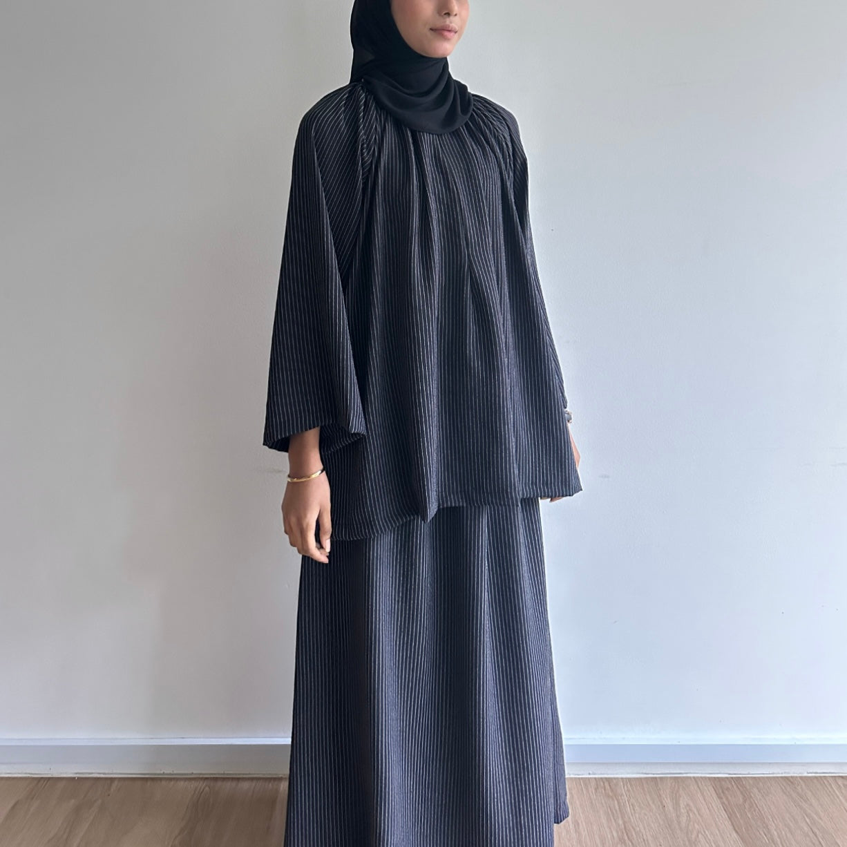 Naia stripe skirt set