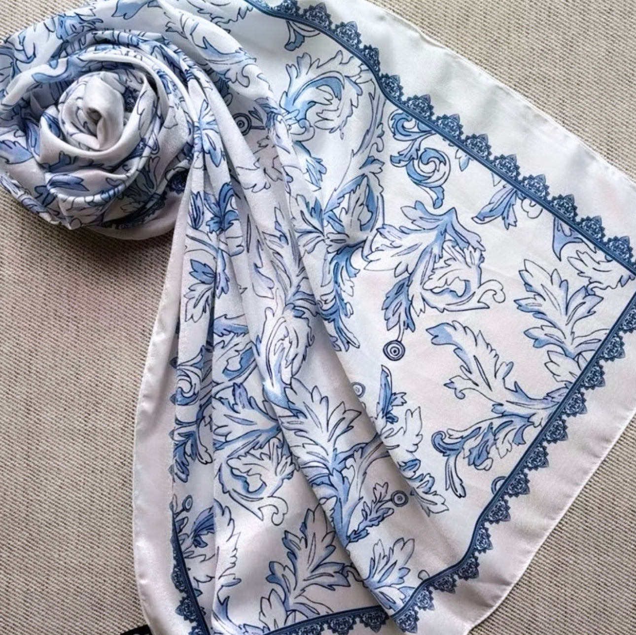 Bleu printed long shawl
