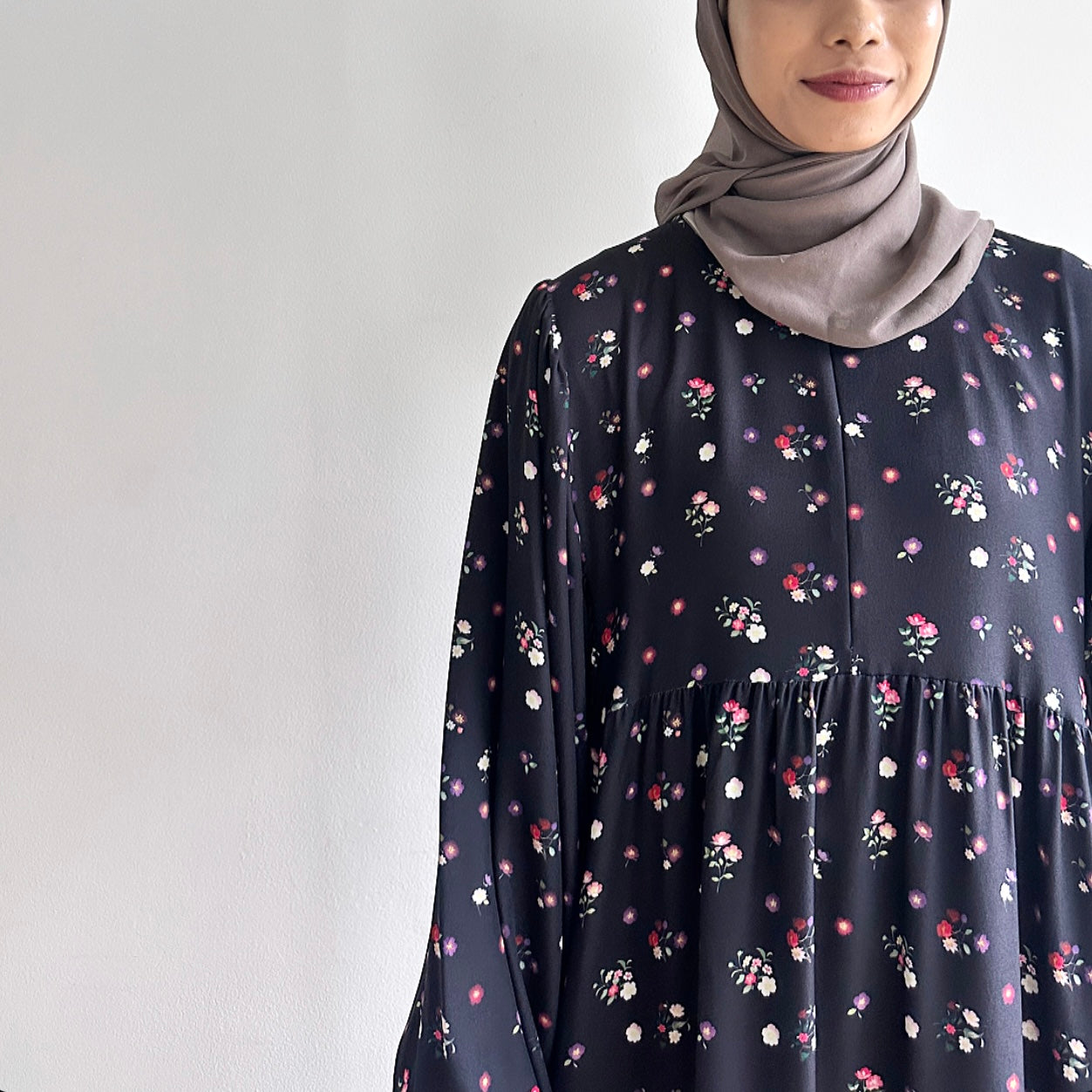 Maia balloon sleeve floral dress