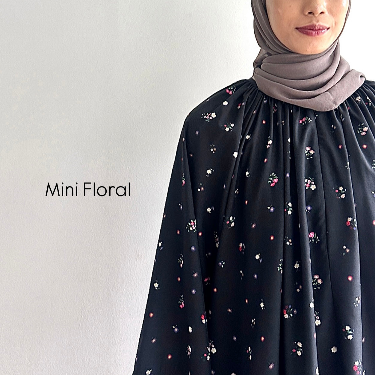 Liora scallop floral blouse
