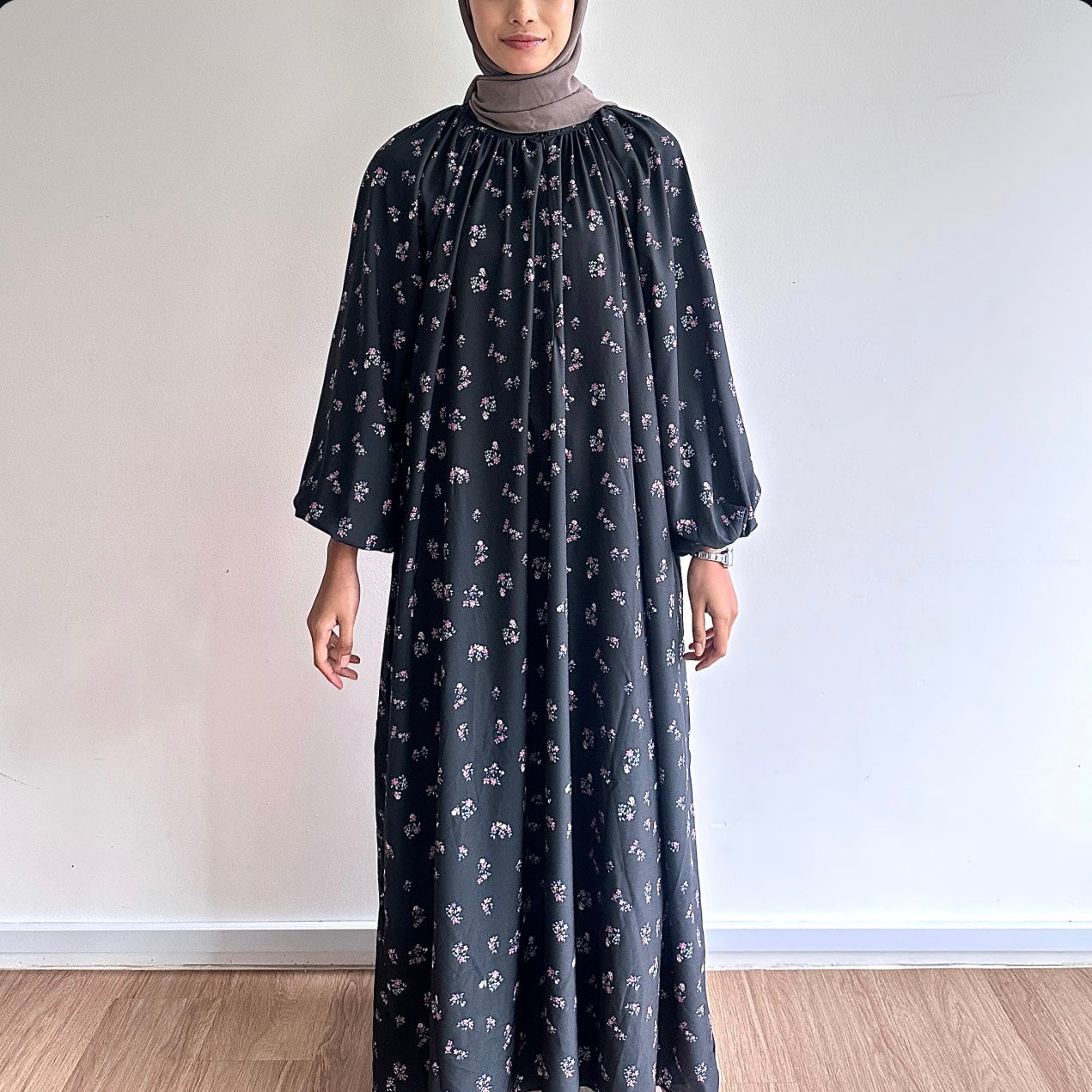 Hannah raglan dress