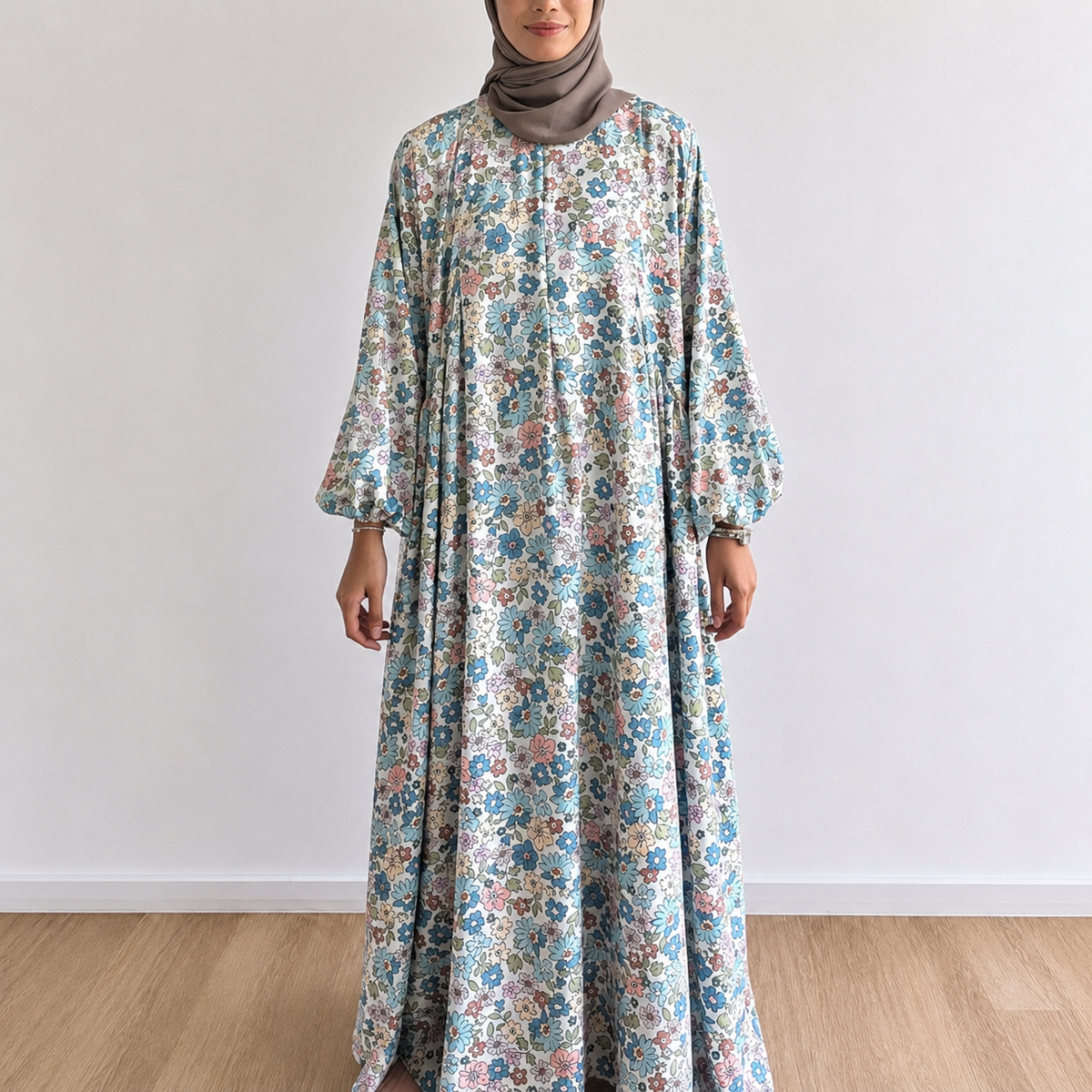 Luna Gathered Floral Maxi Dress