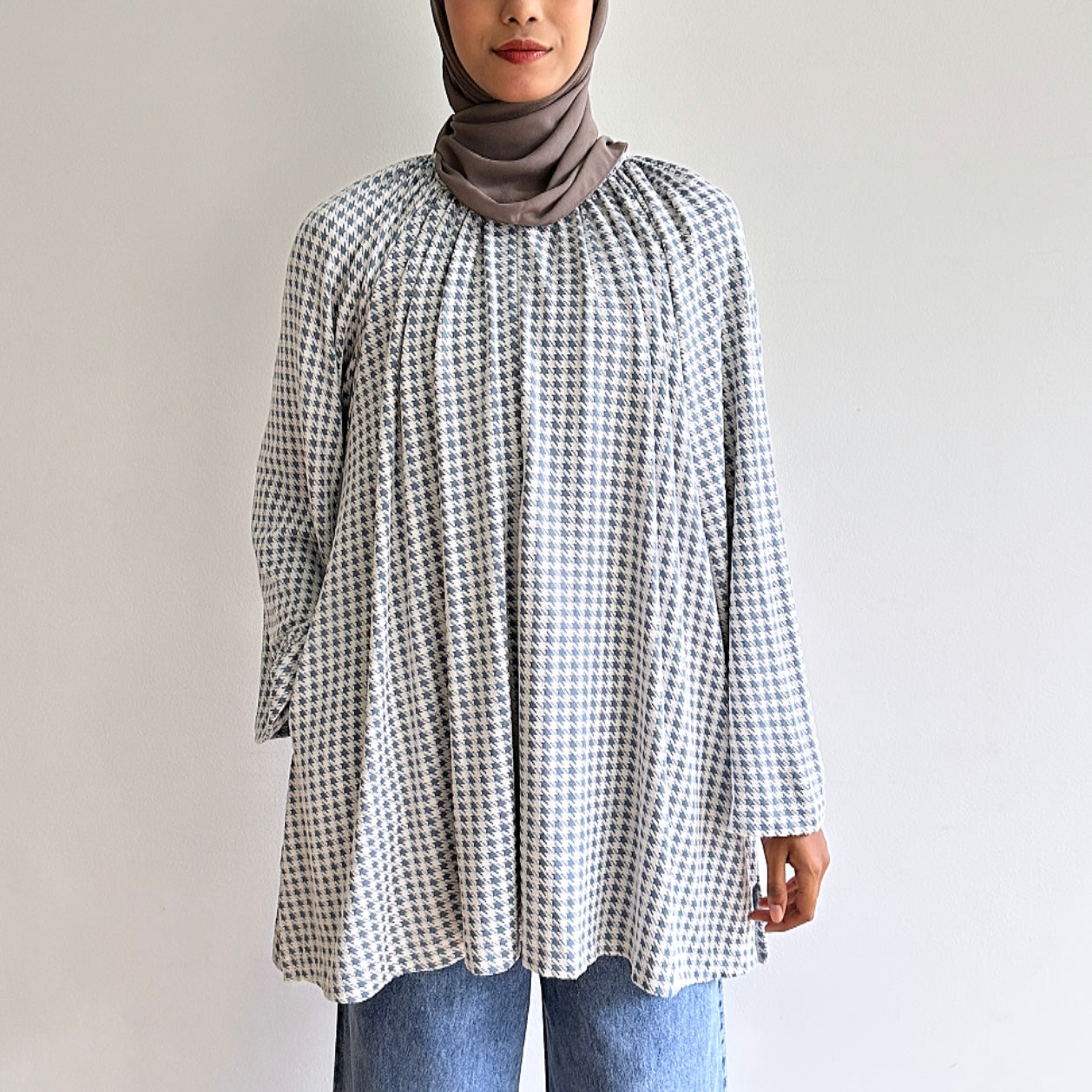 Kate houndstooth raglan blouse
