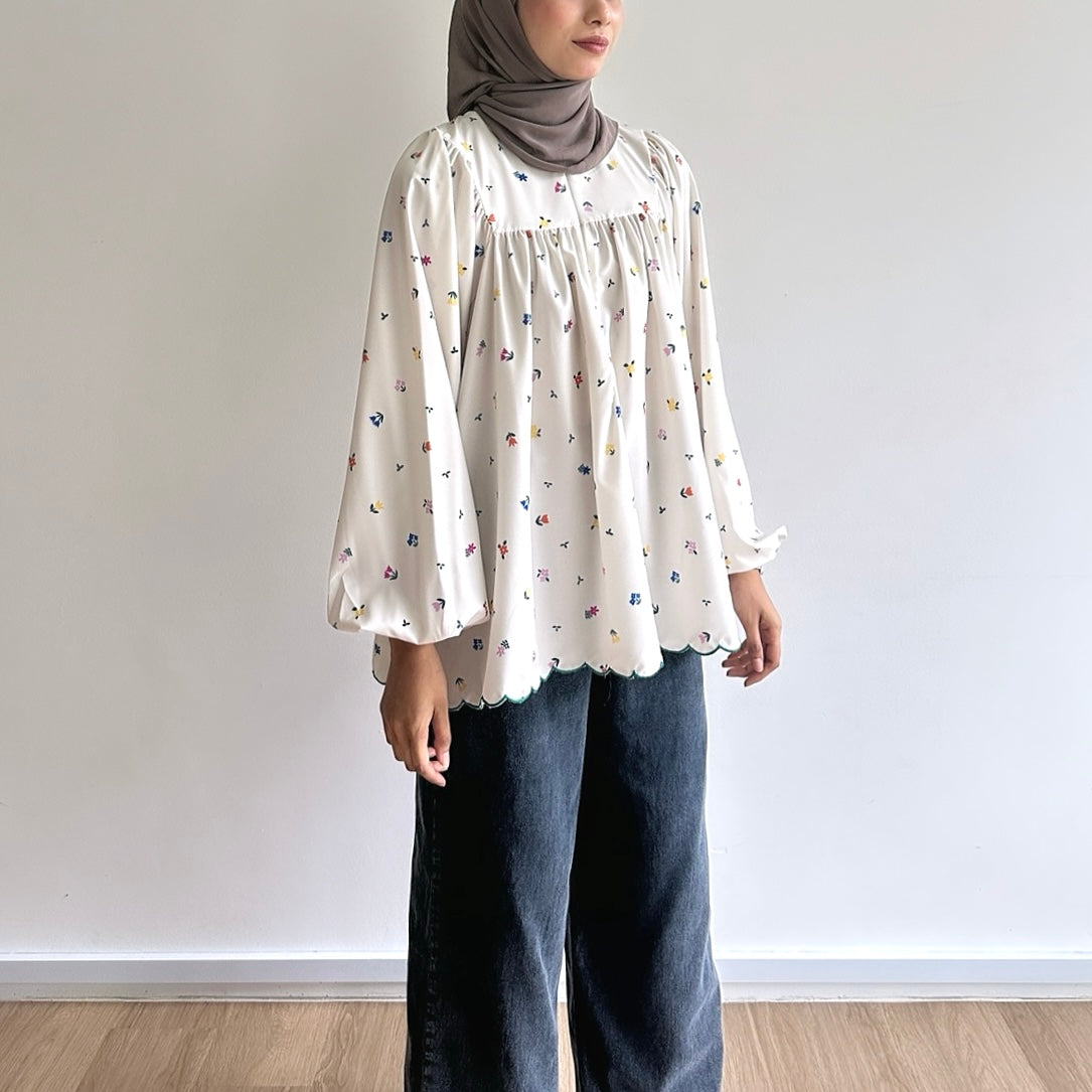 Anna floral puffy sleeve blouse
