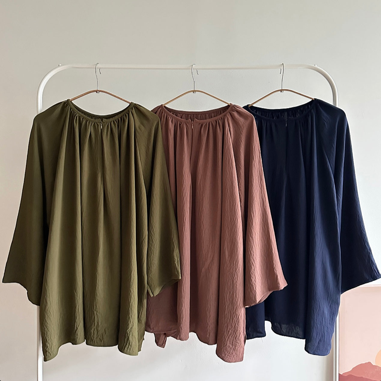 Mila basic raglan blouse