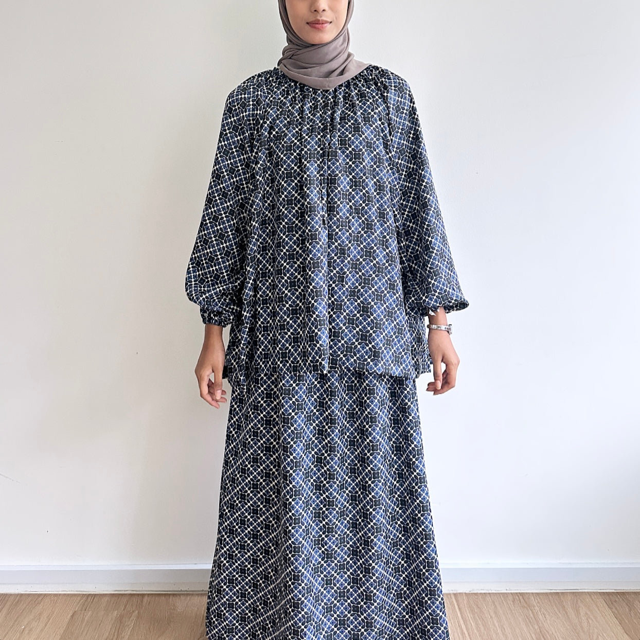 Alicia raglan skirt set