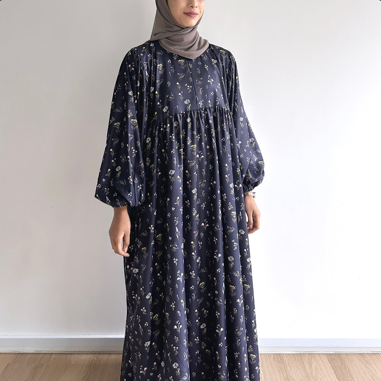 Maia balloon sleeve satin dress