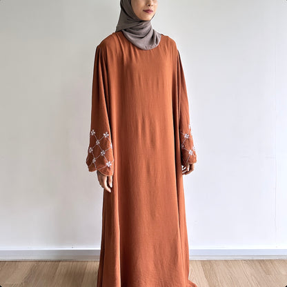 Yuna floral abaya