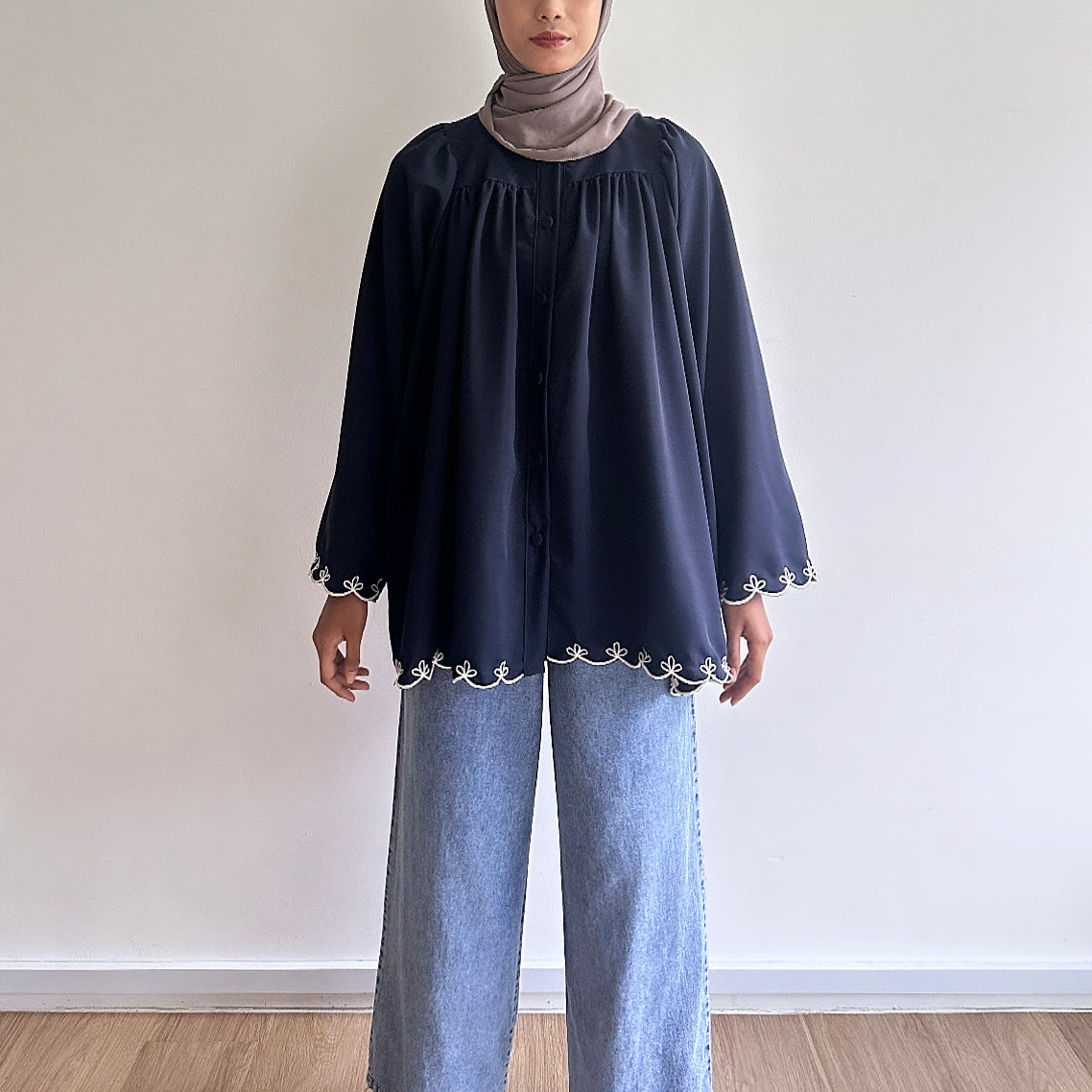 Aura sulam blouse