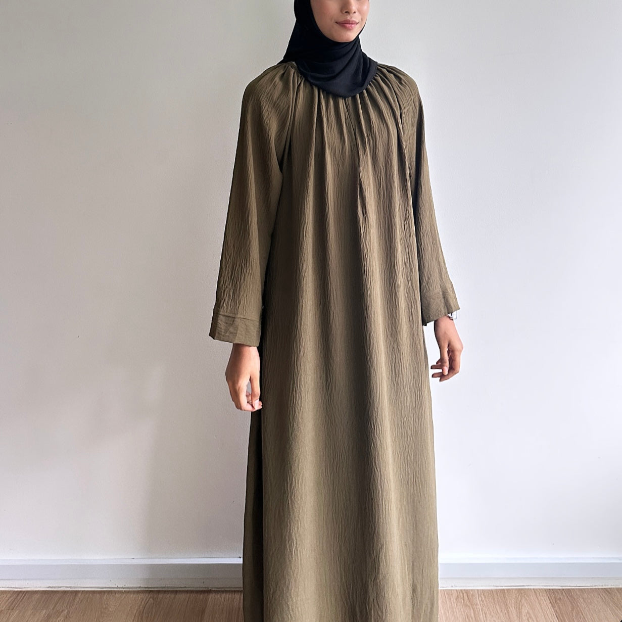 Mila basic raglan dress