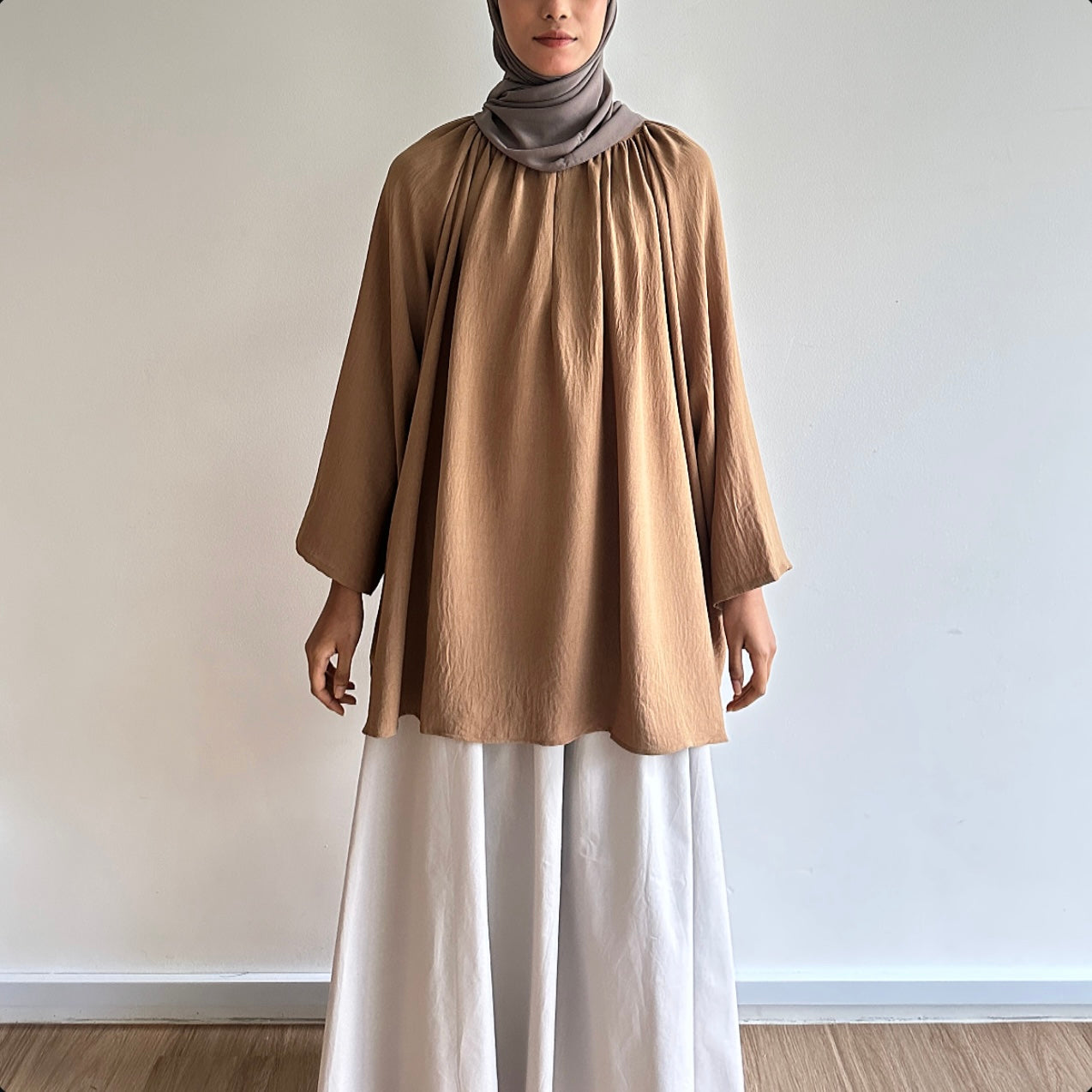 Mila basic raglan blouse