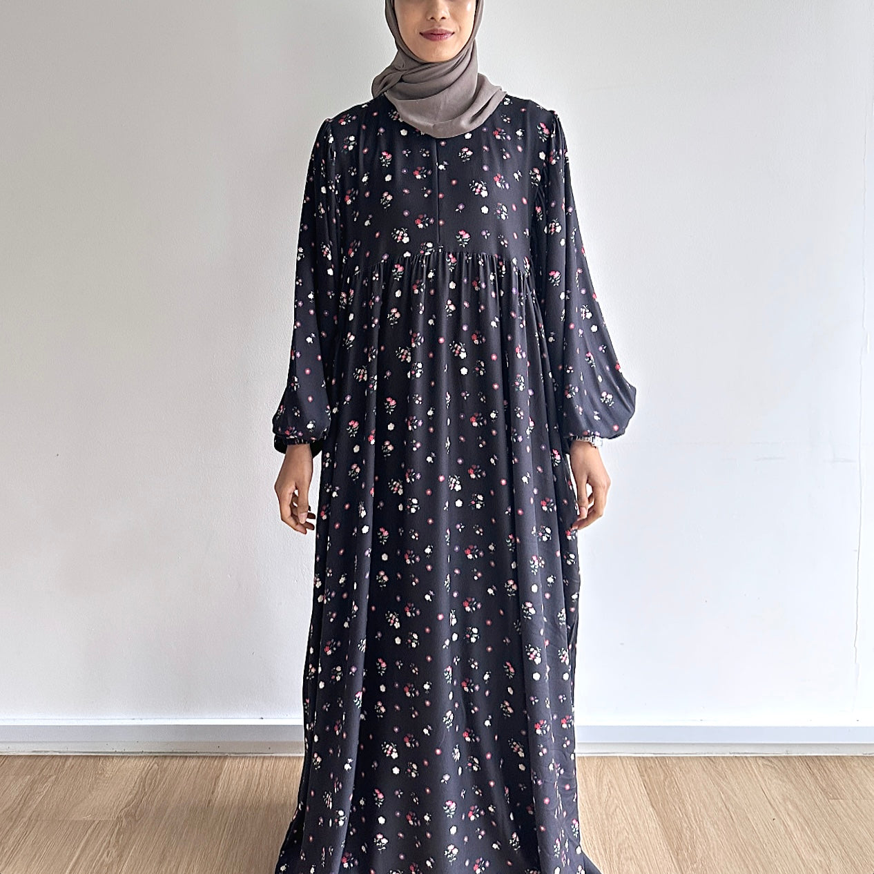 Maia balloon sleeve floral dress