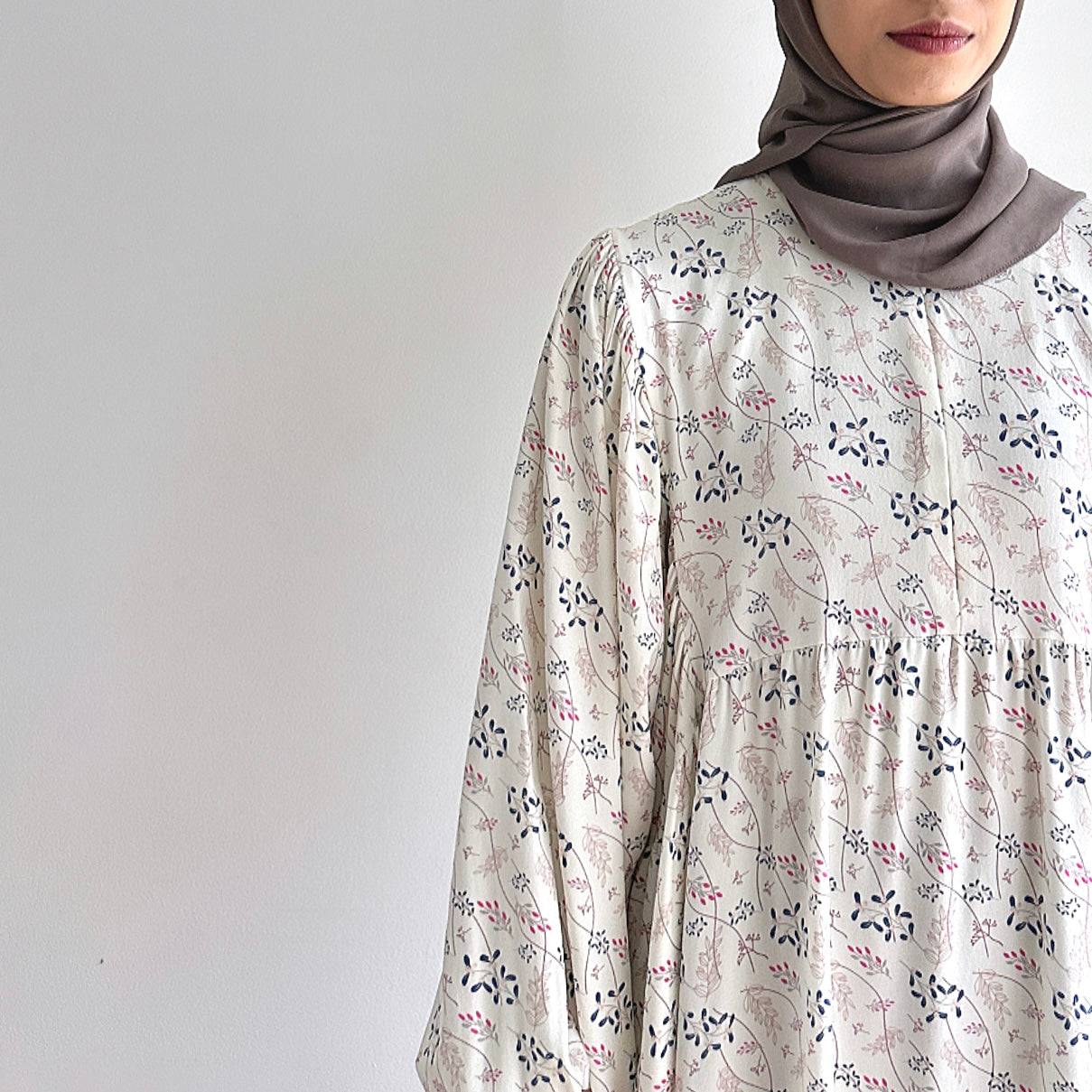 Maia balloon sleeve floral dress