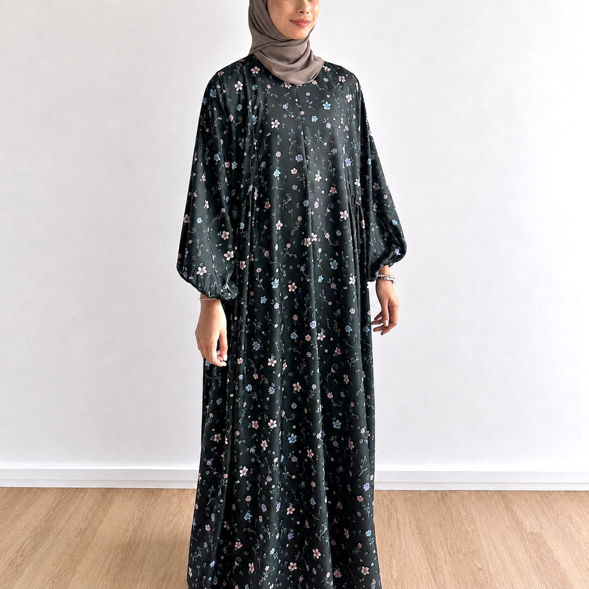 Luna Gathered Floral Maxi Dress