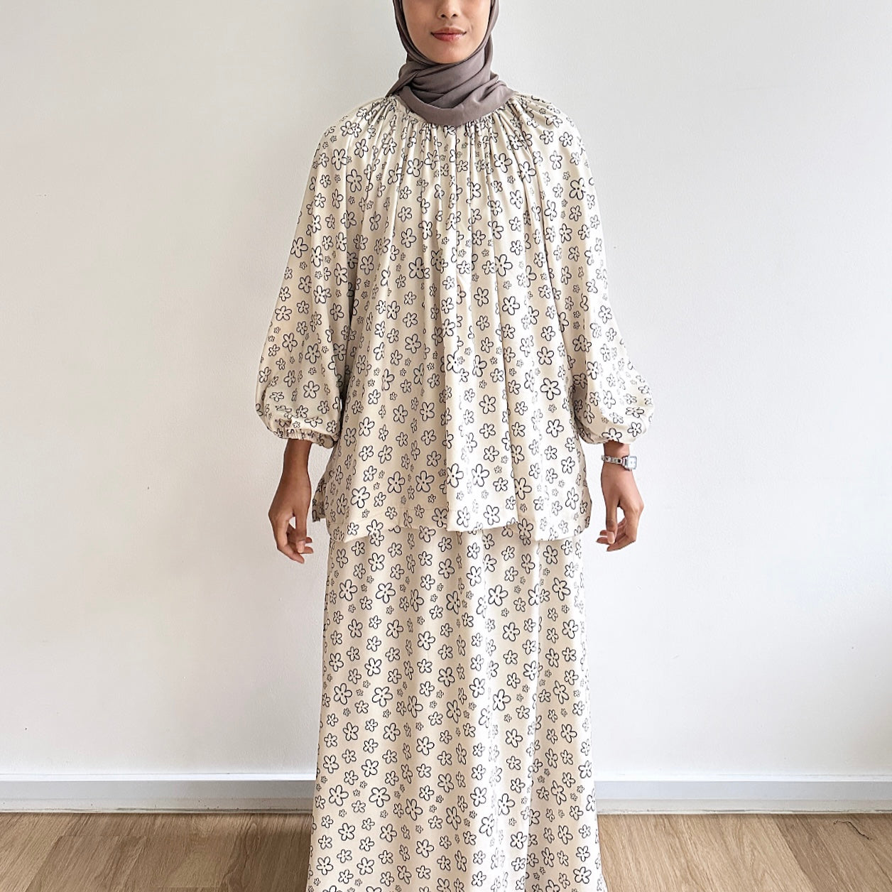 Alicia raglan skirt set