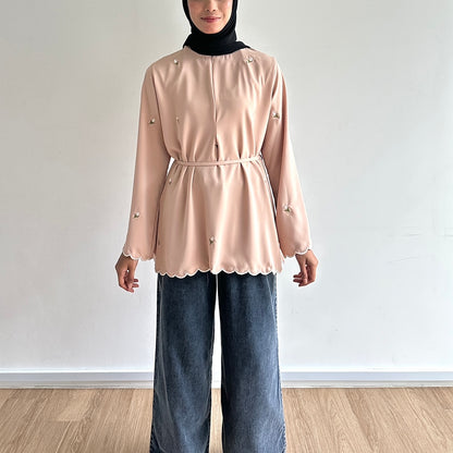 Nadra Embroidery Scallop Blouse