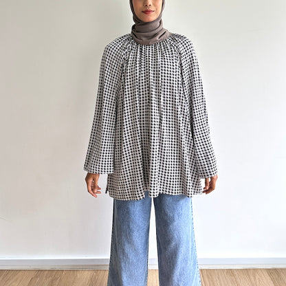 Kate houndstooth raglan blouse
