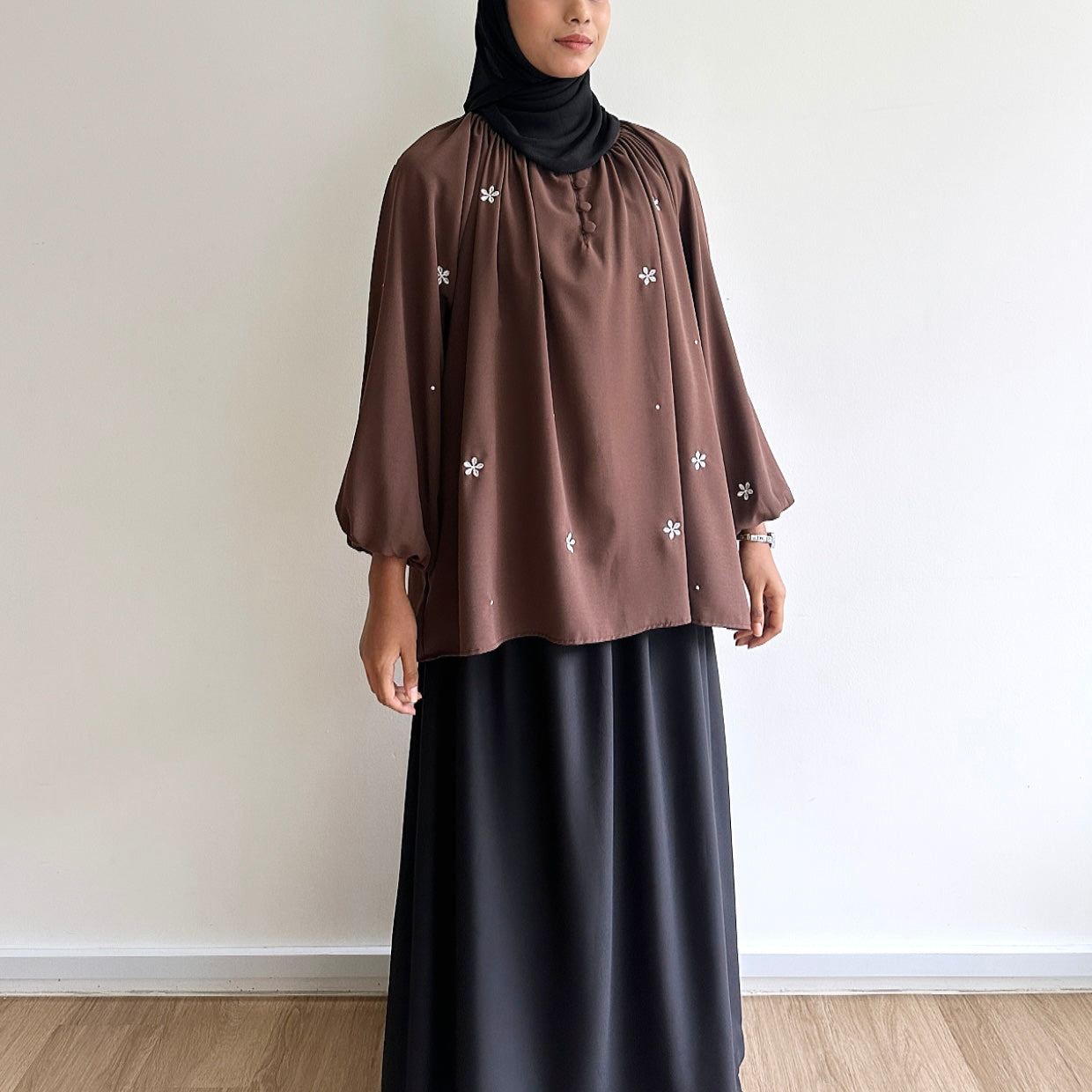 Mel floral embroidery blouse